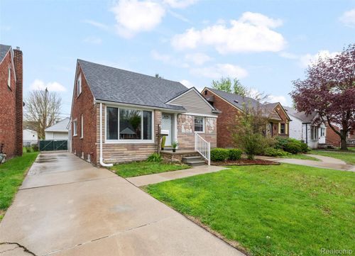 13321 Rosedale St, Southgate, MI, 48195-1026 | Card Image