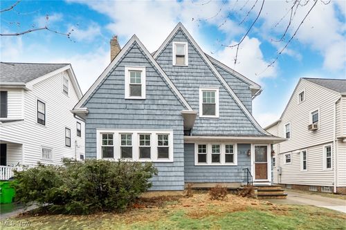 315 E 210th Street, Euclid, OH, 44123 | Card Image