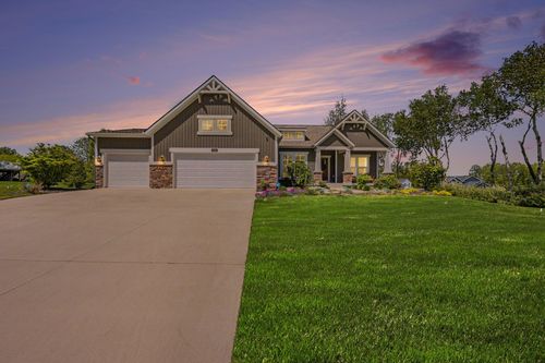 3499 Wolven Ridge Drive Ne, Rockford, MI, 49341 | Card Image