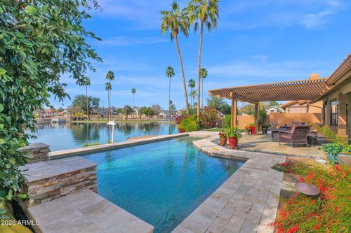 518 S Lagoon Dr, Gilbert, AZ, 85233-6738 | Card Image