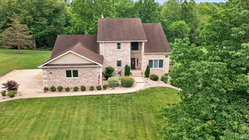 9833 S Tailwater Dr, Bloomington, IN, 47401-8532 | Card Image