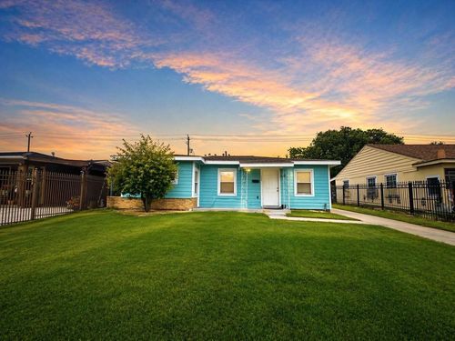 8069 Juliabora St, Houston, TX, 77017-5231 | Card Image