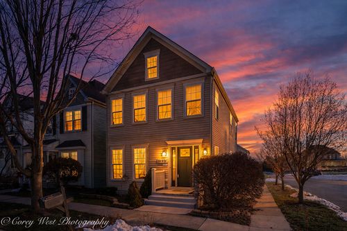 0N401 Taylor Dr, Geneva, IL, 60134 | Card Image