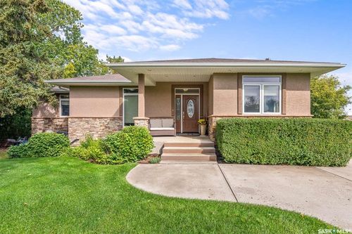 914 Tatanka Drive, Sun Valley, SK, S6H4P2 | Card Image