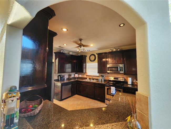 231 Key Largo Loop, House other with 3 bedrooms, 3 bathrooms and null parking in Pointblank TX | Image 18
