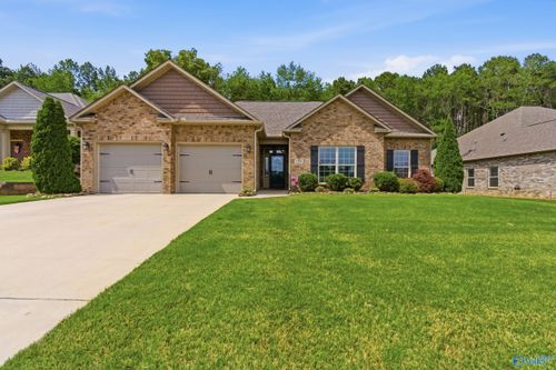 191 Somerton Dr, Huntsville, AL, 35811-7127 | Card Image