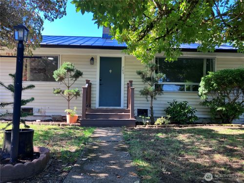 703 S 16th Street, Shelton, WA, 98584 | Card Image