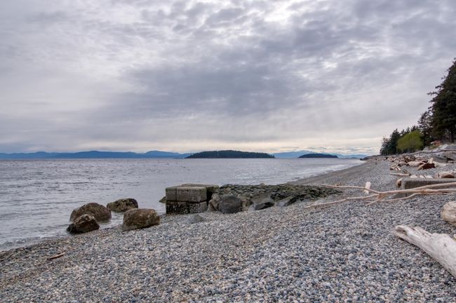 203 - 5470 Inlet Avenue, Condo with 2 bedrooms, 2 bathrooms and 1 parking in Sechelt BC | Image 3