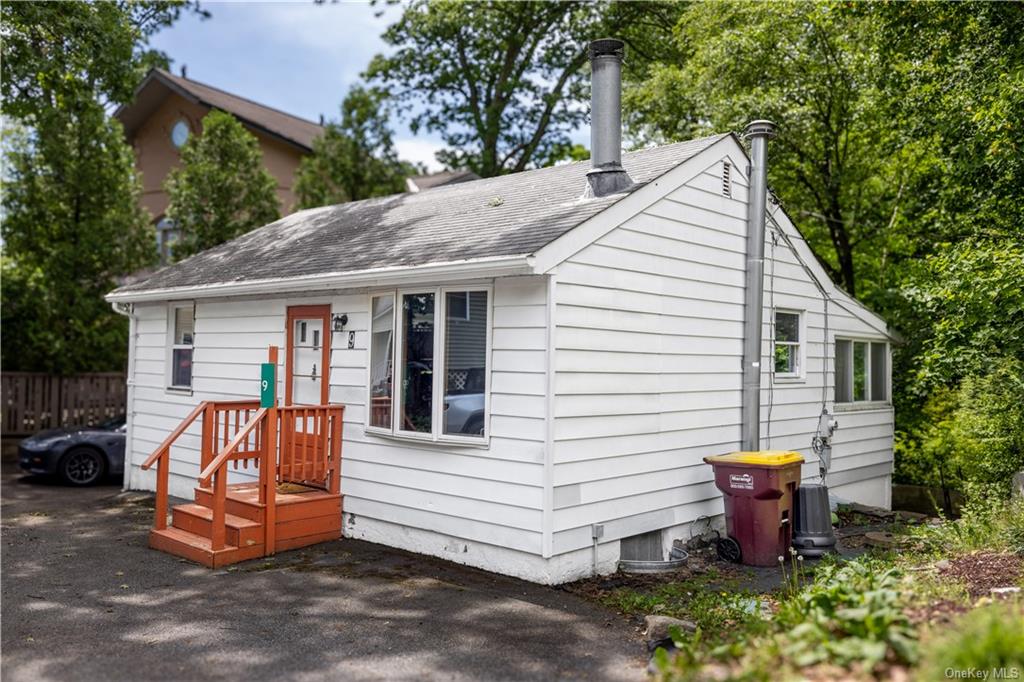 Ann Ct, Greenwood Lake, NY 10925