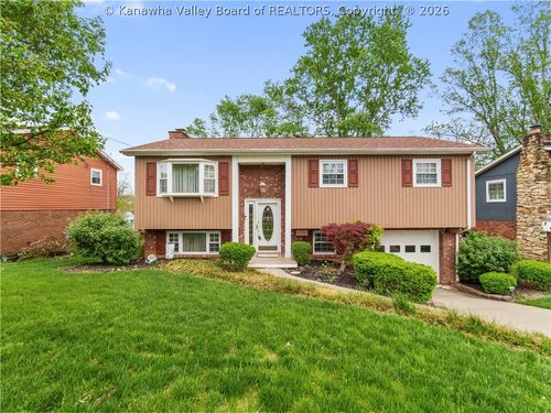 1106 Holly Berry Ln, South Charleston, WV, 25309-1706 | Card Image