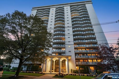 125 Prospect Ave, Hackensack, NJ, 07601-2233 | Card Image