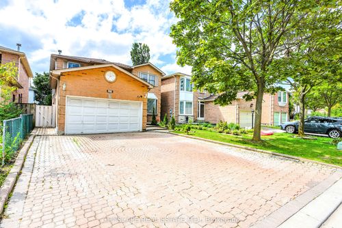 379 Wallenberg Cres, Mississauga, ON, L5B3N1 | Card Image