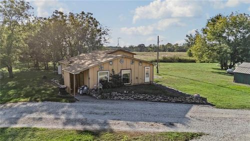 1252 Highway 59, Princeton, KS, 66078-9083 | Card Image