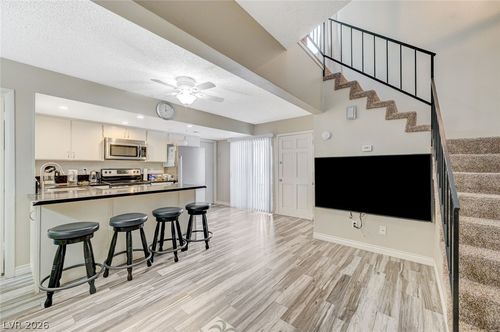 unit-b-1016 Willow Tree Dr, Las Vegas, NV, 89128-3355 | Card Image