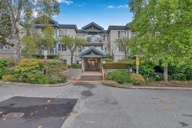 206 - 10668 138 Th Street, Condo with 2 bedrooms, 2 bathrooms and 1 parking in Surrey BC | Image 1