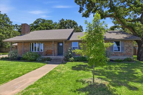 3205 S Garland St, Decatur, TX, 76234-4061 | Card Image