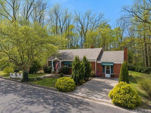 606 Northington St, South Hill, VA, 23970-2722 | Card Image