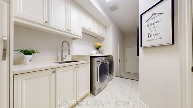 29 Wingate Cres, House other with 6 bedrooms, 6 bathrooms and 8 parking in Richmond Hill ON | Image 20
