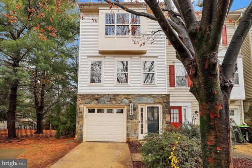 18633 Village Fountain Dr, GERMANTOWN, MD, 20874-2122 | Card Image