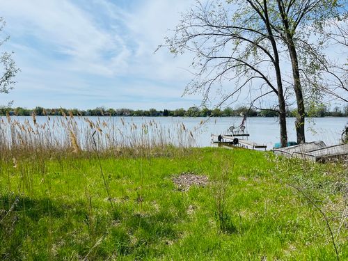 34871 N Lake Shore Dr, Lake Villa, IL, 60046-9020 | Card Image