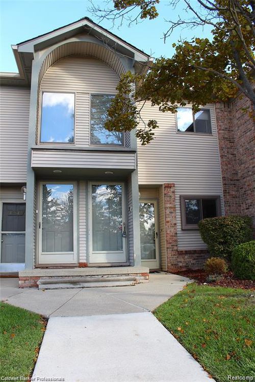 42540 Lilley Pointe Dr, Canton, MI, 48187-3859 | Card Image