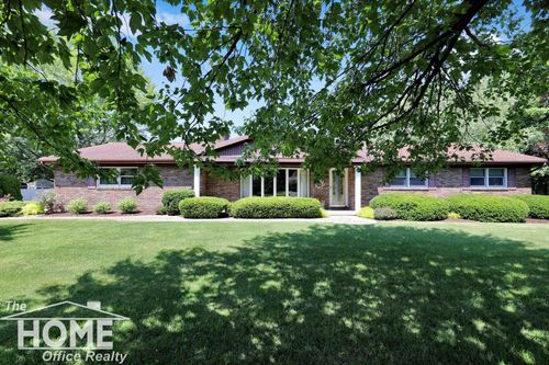2367 Meadowdown Dr, Owosso, MI, 48867-1230 | Card Image