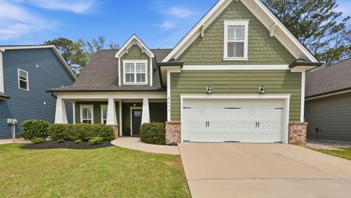 8073 Slugger Way, Chattanooga, TN, 37421-8004 | Card Image