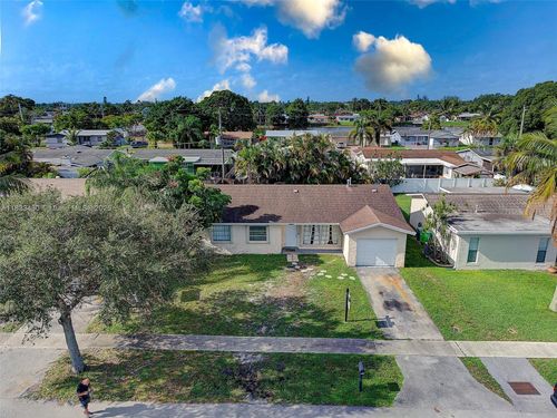 11540 Nw 33rd St, Sunrise, FL, 33323-1316 | Card Image
