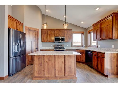 871 N Grant St, Ellsworth, WI, 54011-4148 | Card Image