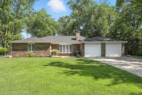 815 Schilling Dr, Dyer, IN, 46311 | Card Image