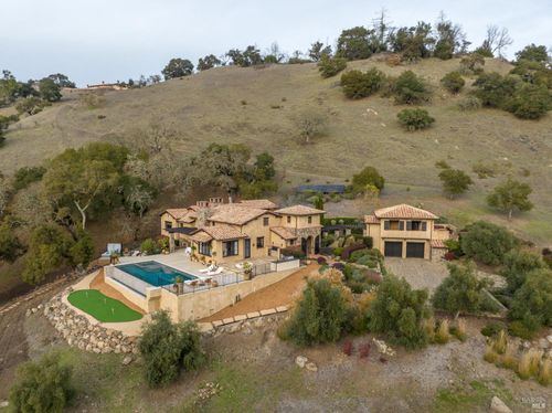 5733 Cottage Ridge Drive, Santa Rosa, CA, 95403 | Card Image