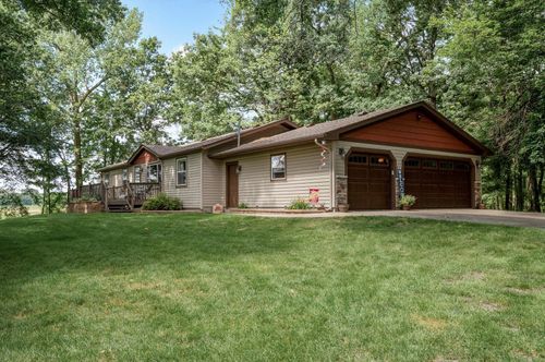 17667 Oakland Dr Ne, Ham Lake, MN, 55304-4527 | Card Image