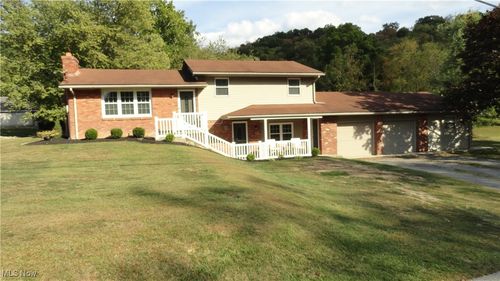 964 Johnsonville Rd, Chester, WV, 26034-1662 | Card Image
