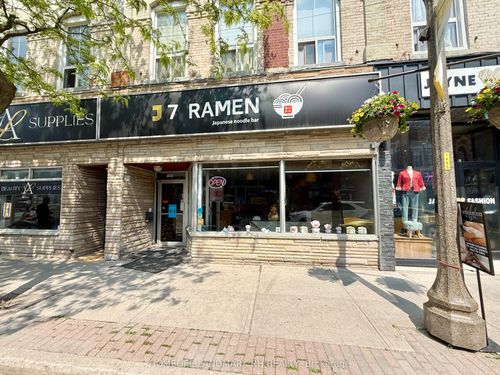 107 Brock St S, Whitby, ON, L1N4J9 | Card Image