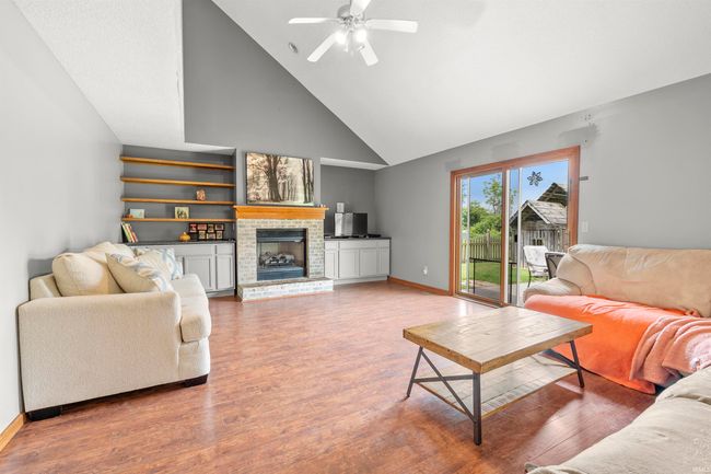 12123 Carroll Creek Run, House other with 4 bedrooms, 3 bathrooms and null parking in Fort Wayne IN | Image 11