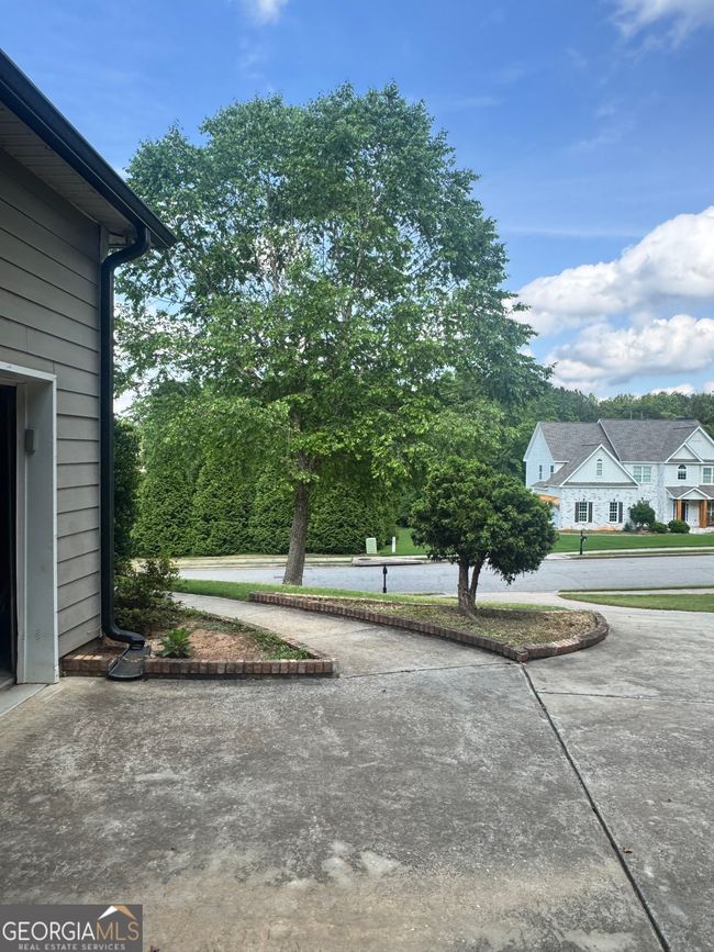 374 Persimmon Dr, House other with 5 bedrooms, 3 bathrooms and 8 parking in Sharpsburg GA | Image 37