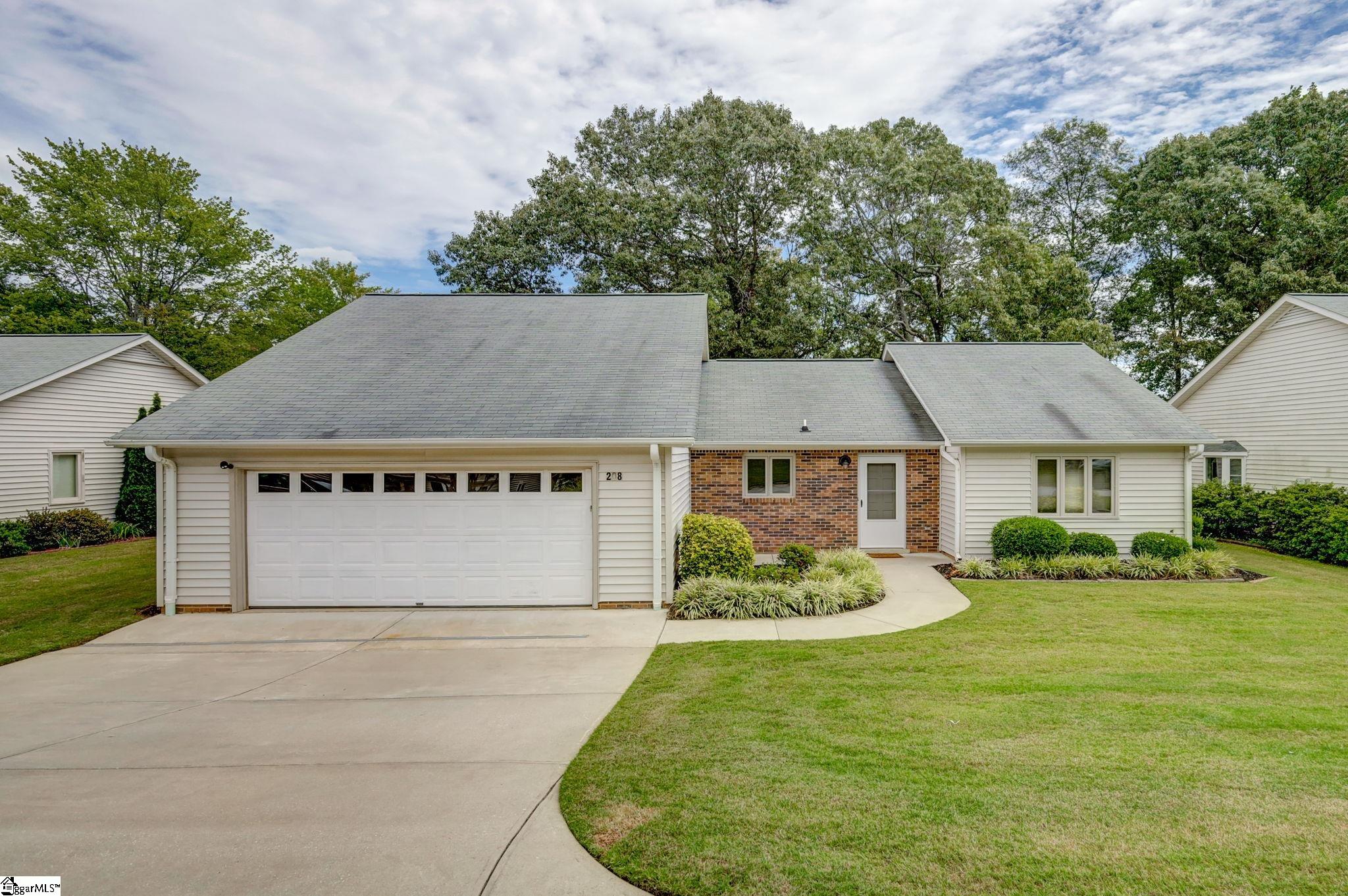 Creek Forest Dr, Greenville, SC 29615