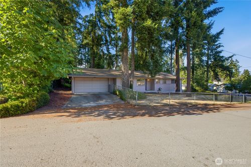 1404 Sw 360th St, Federal Way, WA, 98023-7271 | Card Image