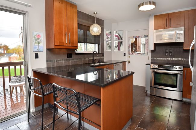 C-2 - 42266 Woodward Ave, Condo with 2 bedrooms, 2 bathrooms and null parking in Bloomfield Hills MI | Image 7