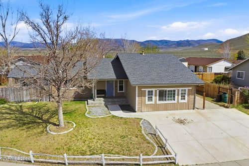621 Jill Dr, Gardnerville, NV, 89460-8208 | Card Image