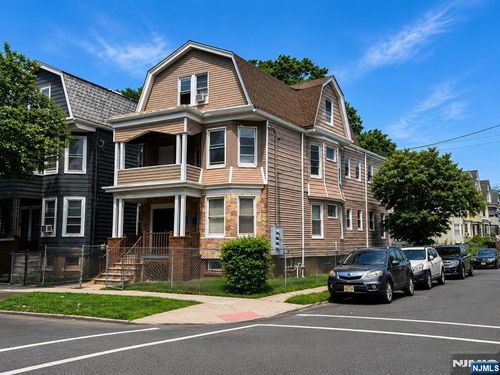 93 Hopkins Pl, Irvington, NJ, 07111-4992 | Card Image