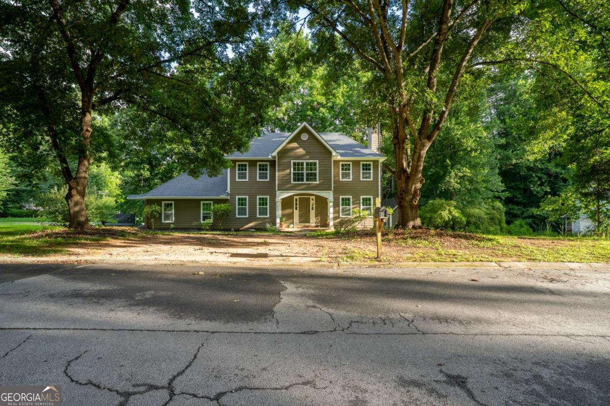 Residential in Lilburn 3