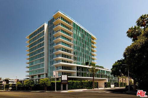 204-9000 W 3rd St, Los Angeles, CA, 90048-3134 | Card Image