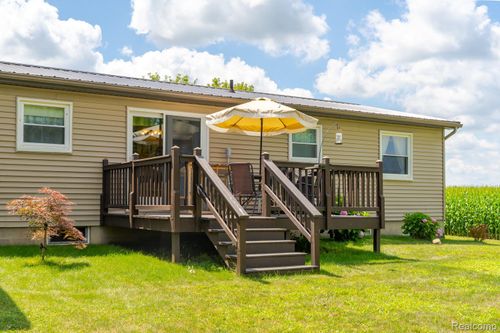 2204 S Van Dyke Rd, Bad Axe, MI, 48413-9621 | Card Image