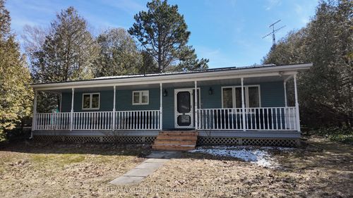 304 Maple Street, Huron-Kinloss, ON, N2Z2X3 | Card Image