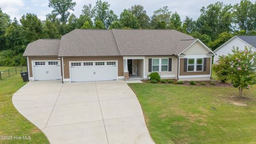 207 Highland Park Dr, Goldsboro, NC, 27534-7087 | Card Image
