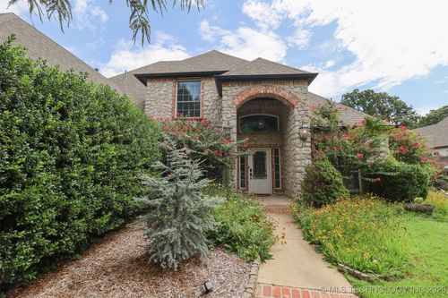 11409 S 66th East Ave, Bixby, OK, 74008-8232 | Card Image