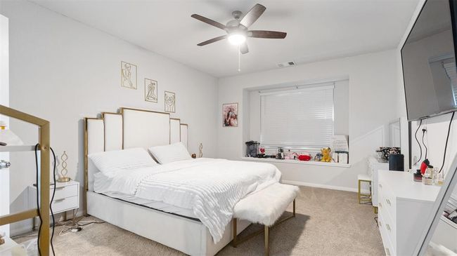 Spacious downstairs primary bedroom | Image 18