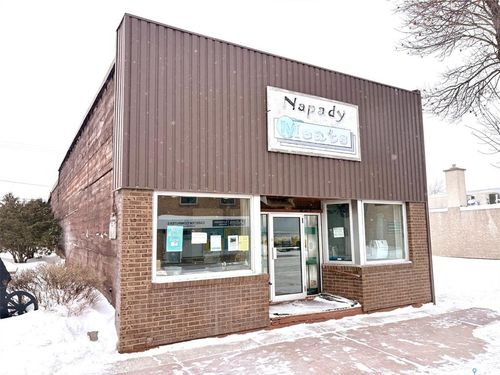 127 3rd Avenue W, Melville, SK, S0A2P0 | Card Image