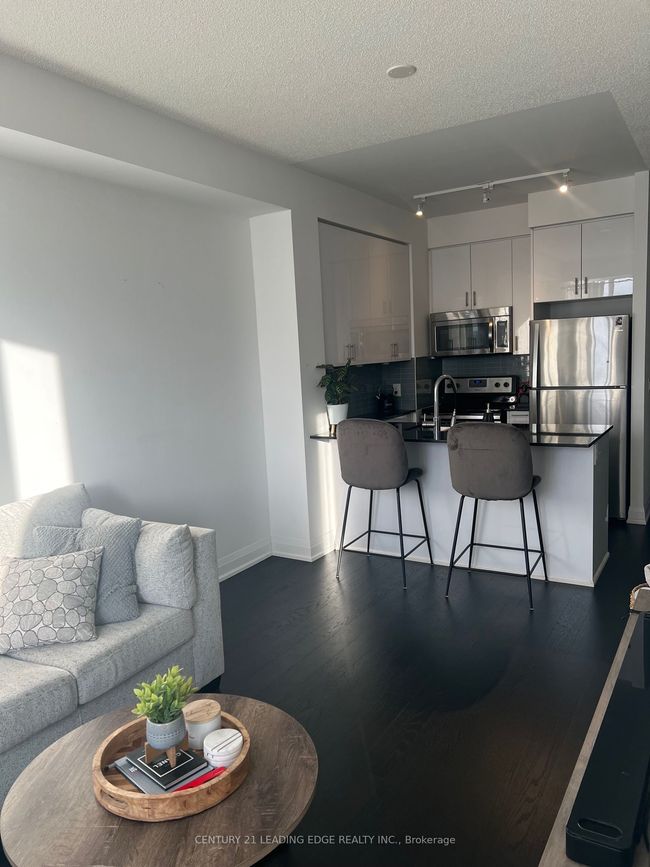 802 - 9582 Markham Rd, Condo with 2 bedrooms, 1 bathrooms and null parking in Markham ON | Image 12